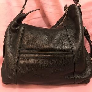Michael Kors Black Leather Shoulder Bag.